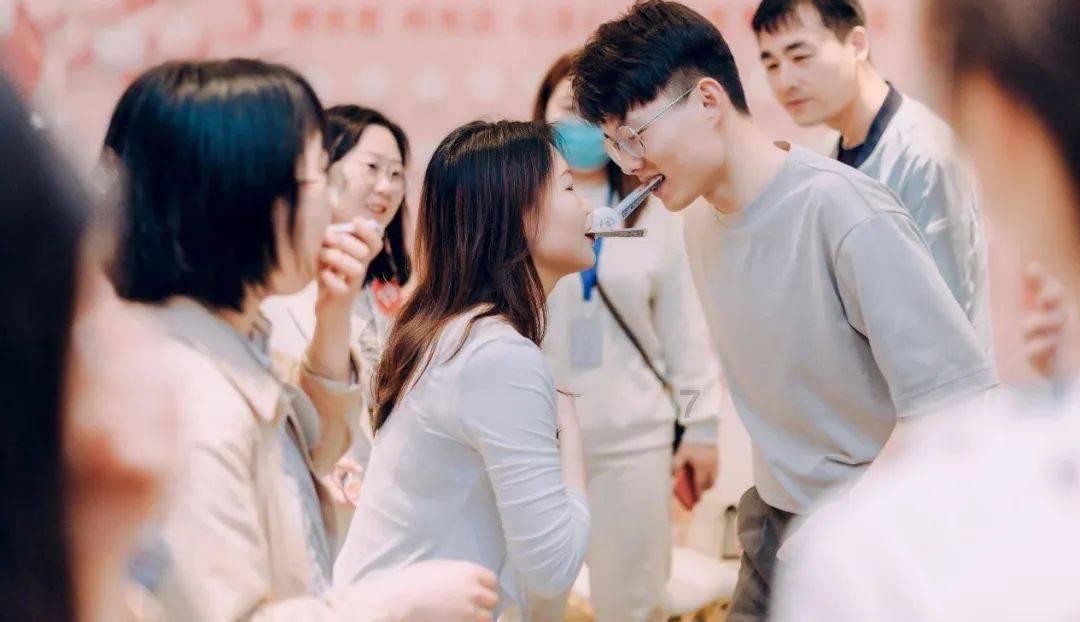 解答你的疑问,5月养茉莉,如何做才能开花早又多?在这里!